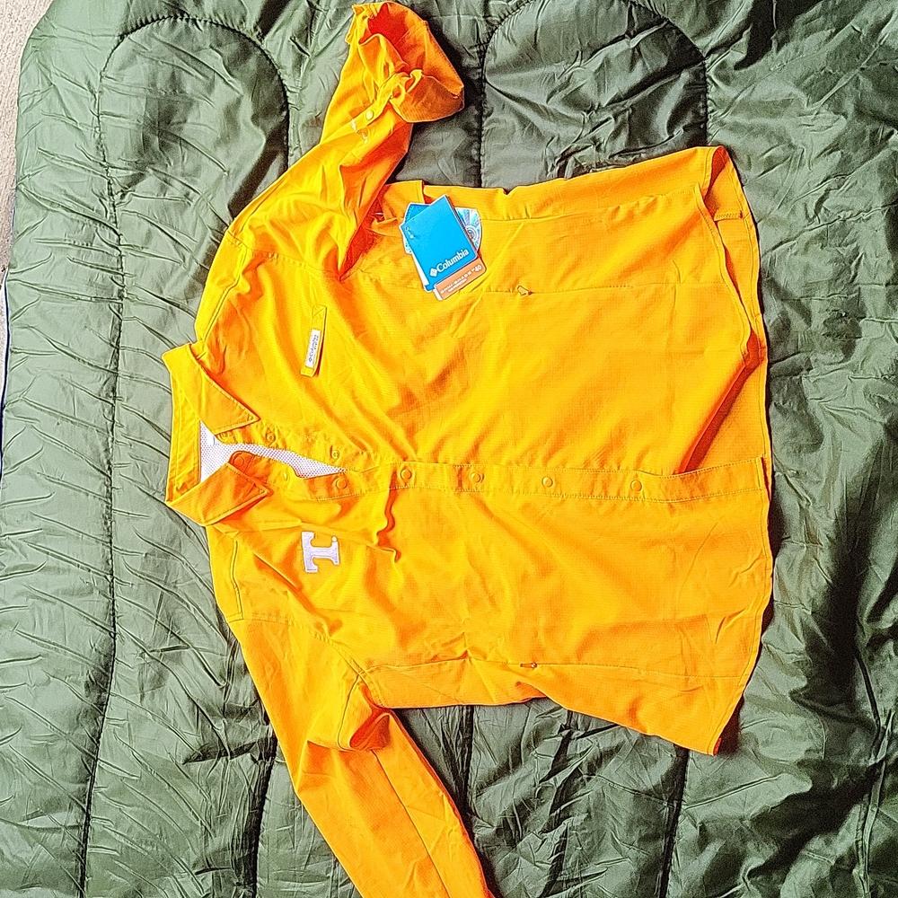 NWT Columbia Tennessee Volunteer omni-shade Windbreaker Jacket Size XL